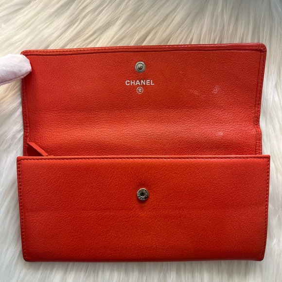 AUTHENTIC CHANEL ORANGE CC CAMELLIA LEATHER LONG WALLET - Picture 4 of 16